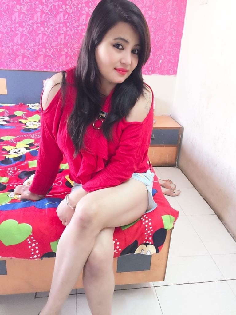 Call girls in Hasanpur 
