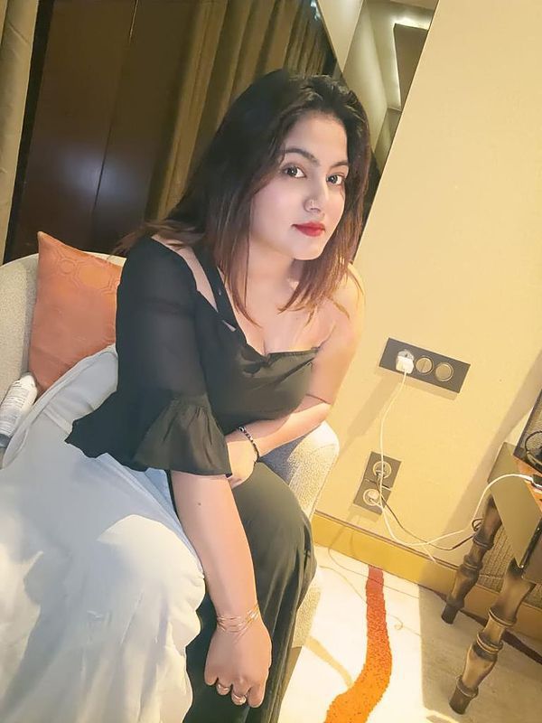 Call girl in Anand 